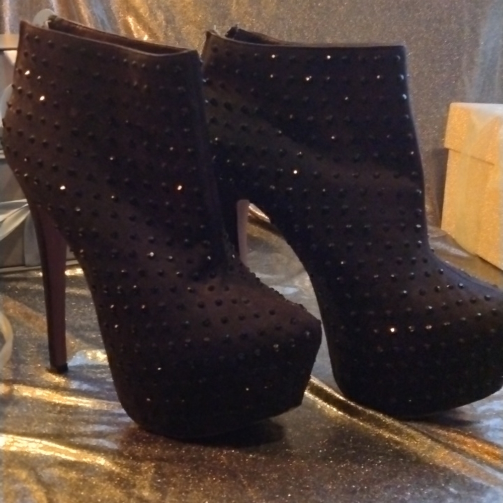 Ankle high heels